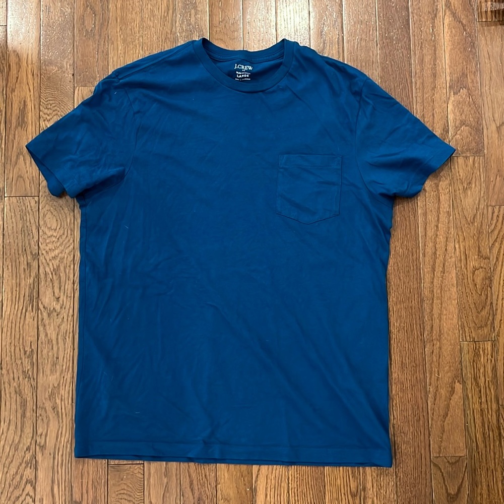 J.Crew Men’s Slim Washed Pocket T Size Large